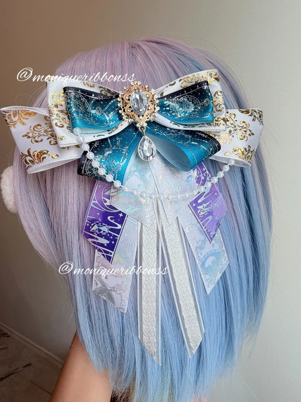 Alien Stage Elegant Hair Bow Sua inspired